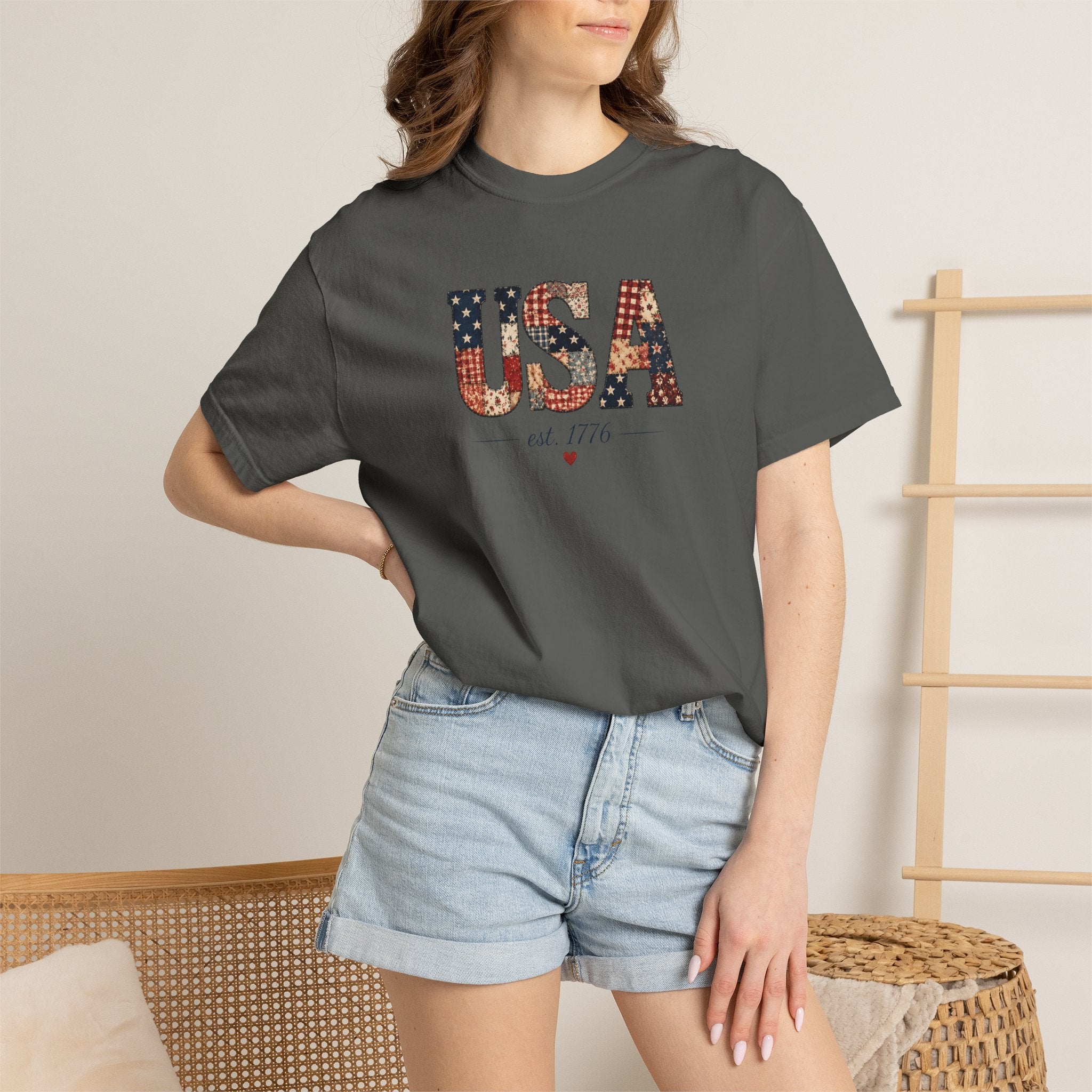 Comfort Colors  USA est. 1776 Vintage Flag Graphic