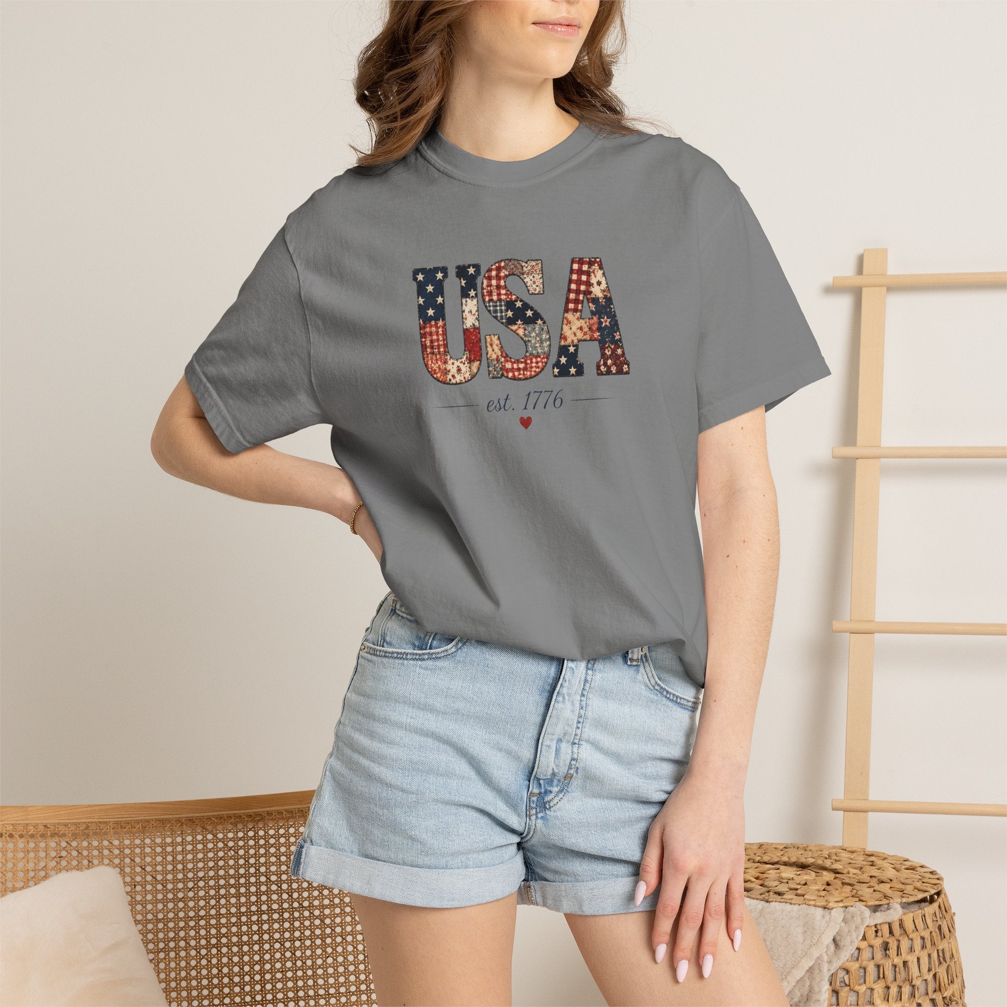 Comfort Colors  USA est. 1776 Vintage Flag Graphic